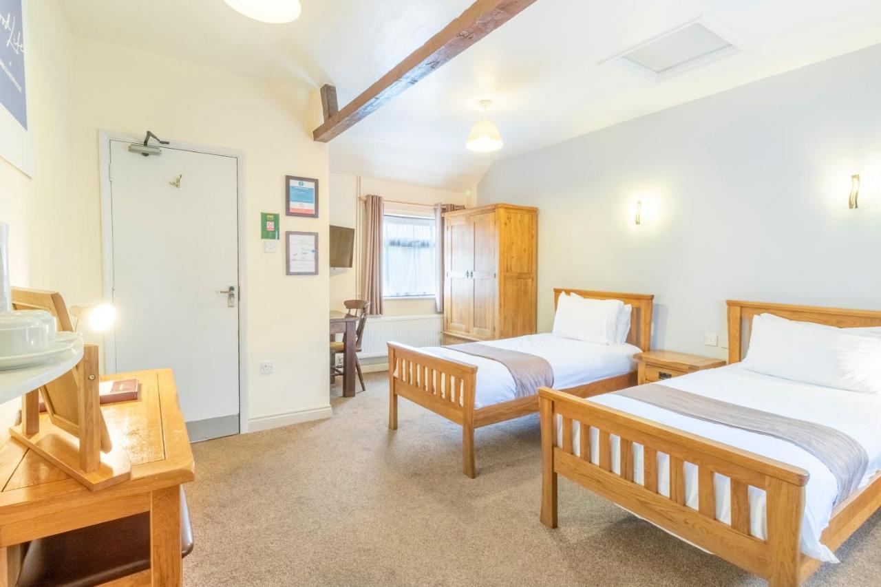 Oyo Elm Farm Country House, Norwich Airport Hotel
