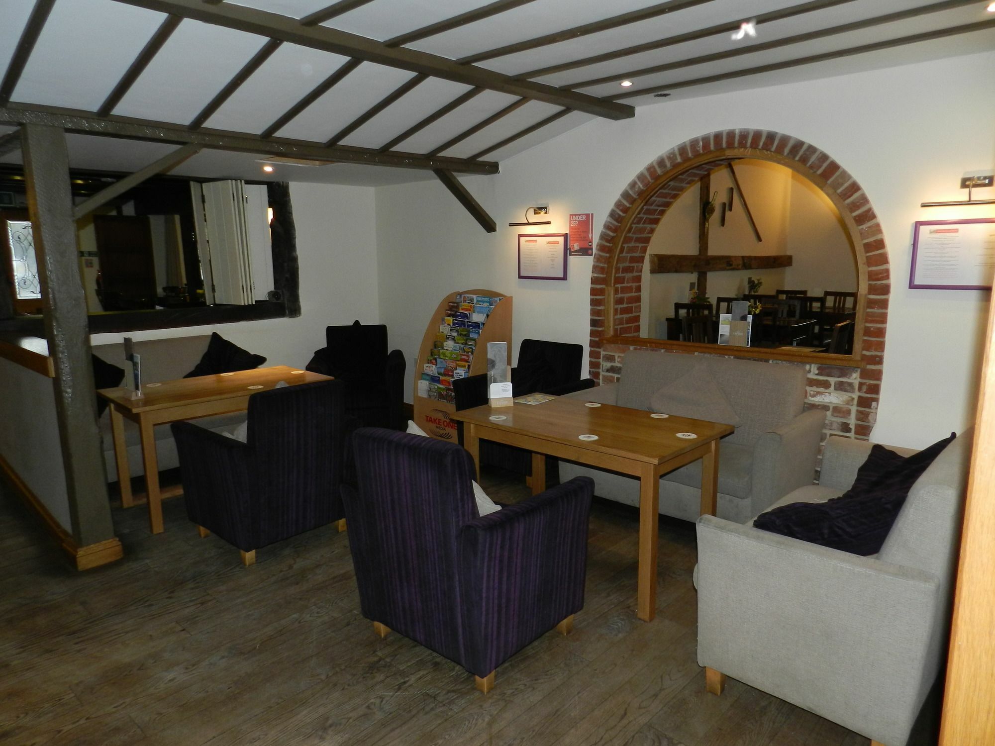 Oyo Elm Farm Country House, Norwich Airport Hotel 3*