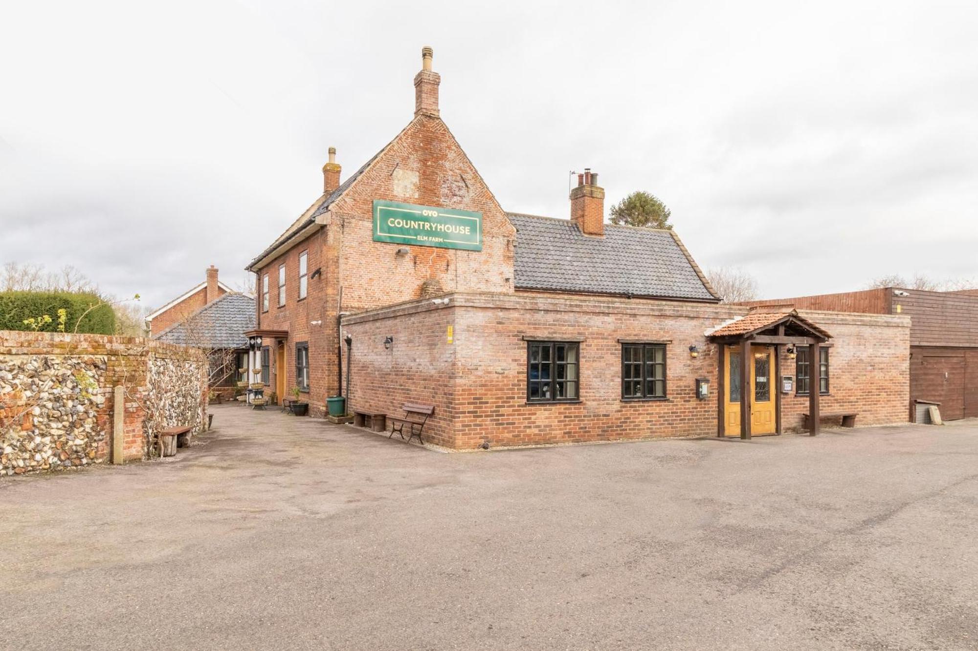 Oyo Elm Farm Country House, Norwich Airport Отель 3*