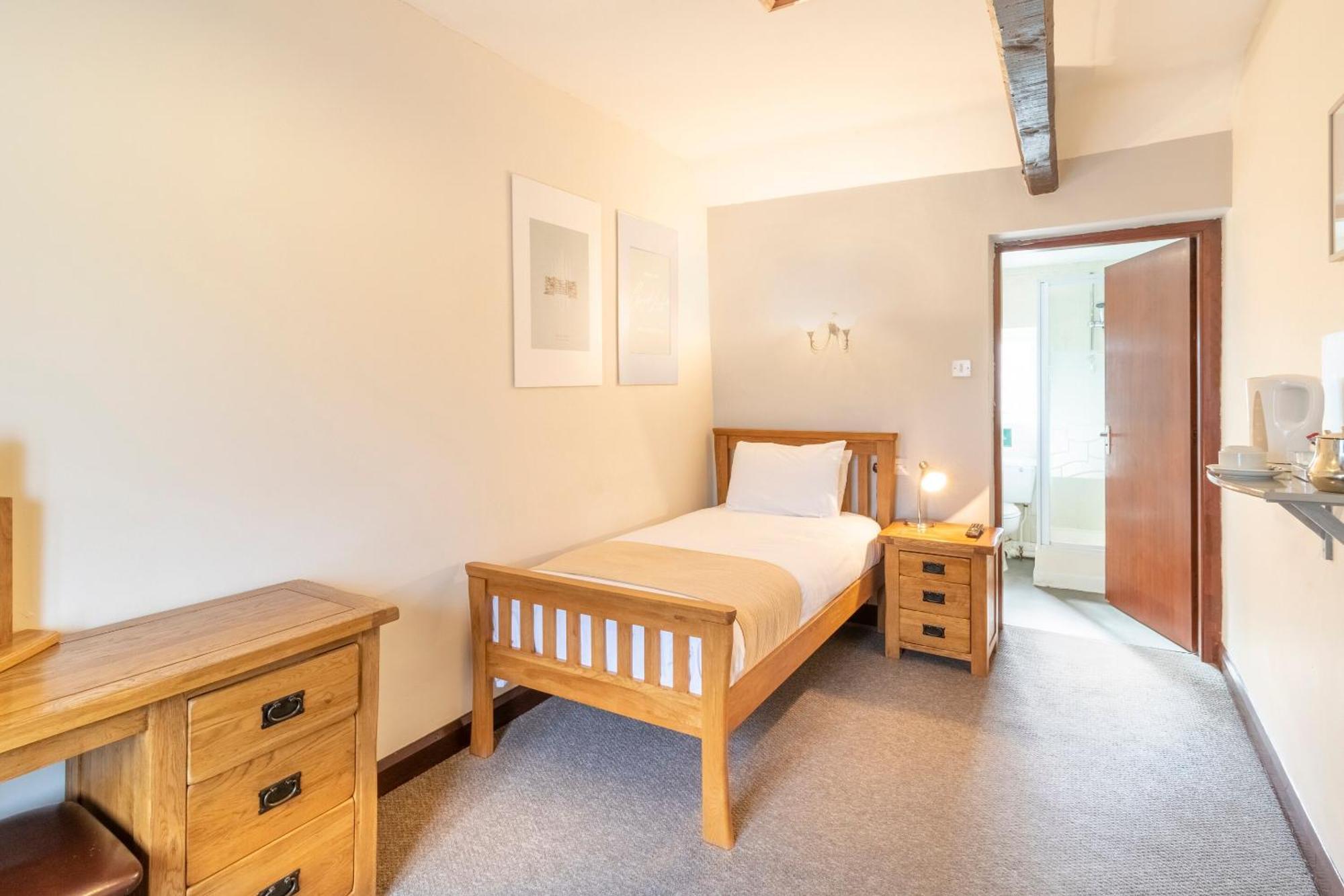 Отель Oyo Elm Farm Country House, Norwich Airport